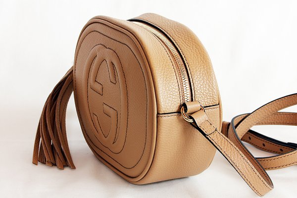 グッチ　ソーホー インターロッキングG タッセルショルダーバック 747779 213317 ベージュ　サイド