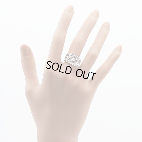 水野薫子 K18WG ダイアイリリング 0.32ct 7.00g　装着イメージ