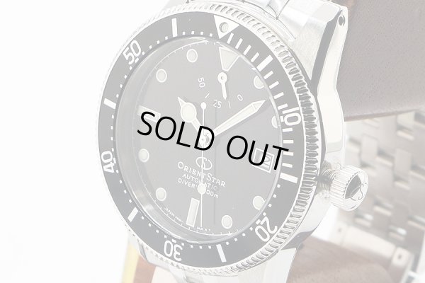 オリエントスター　スポーツダイバー１９６４　ＲＫ－ＡＵ０６０１Ｂ　黒文字盤　サイド拡大