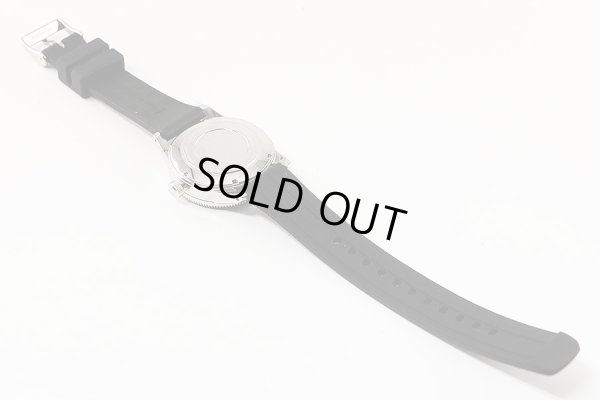 オリエントスター　スポーツダイバー１９６４　ＲＫ－ＡＵ０６０１Ｂ　黒文字盤　替えラバーベルト状態　裏面