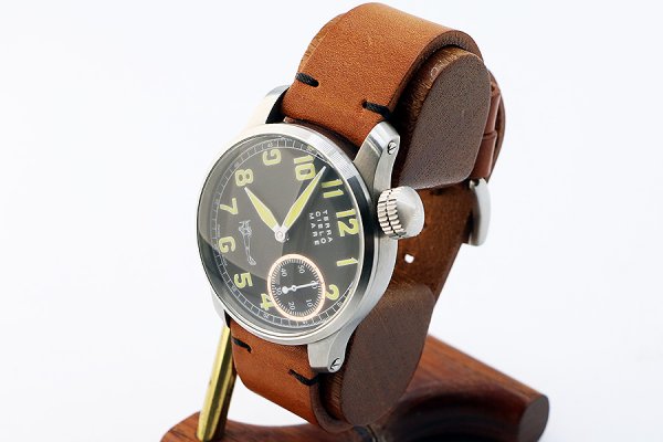 テッラチェロマーレ　ＴＣ７０４４ＡＣ３ＰＡ　フェラーリン　黒文字盤　サイド