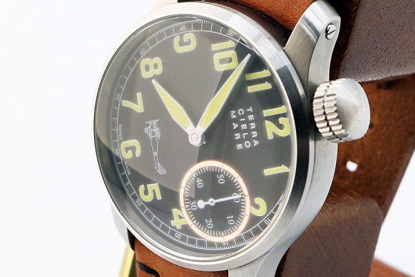 テッラチェロマーレ　ＴＣ７０４４ＡＣ３ＰＡ　フェラーリン　黒文字盤　サイド拡大