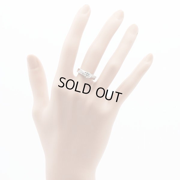 PT900 ダイアイリリング 0.700ct 0.30ct 5.10g　装着イメージ