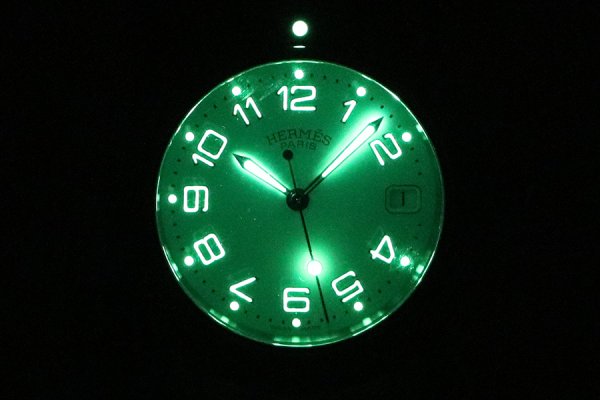 エルメス　クリッパーダイバー３８　ＣＬ７．７１０　白文字盤　ライト暗闇