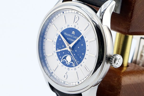 モーリス・ラクロア　レ・クラシック　ムーンフェイス　ＣＬ６１６８　白／紺文字盤　サイド拡大