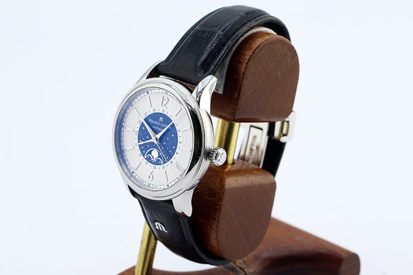 モーリス・ラクロア　レ・クラシック　ムーンフェイス　ＣＬ６１６８　白／紺文字盤　サイド