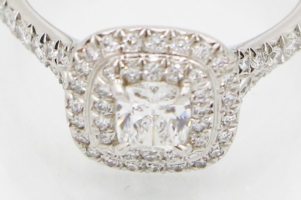 ティファニー　PT950 ソレスト クッションカット ダイアイリリング 5.90g　拡大