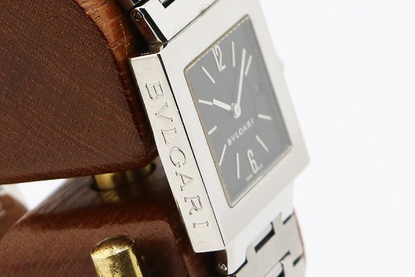 ブルガリ　クアドラ　ＡＱ２７ＳＳ　黒文字盤　サイド拡大