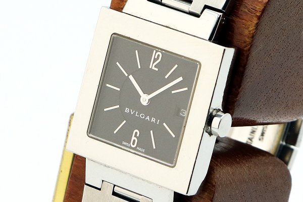 ブルガリ　クアドラ　ＡＱ２７ＳＳ　黒文字盤　サイド拡大