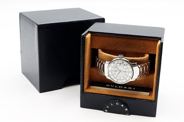 ブルガリ　ソロテンポ　ＳＴ２９Ｓ　白文字盤　箱