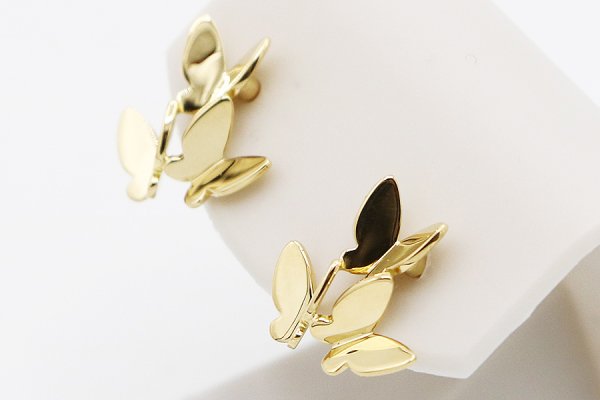 アーカー　K18 パピヨンブリリアン ピアス 2.30g　サイド