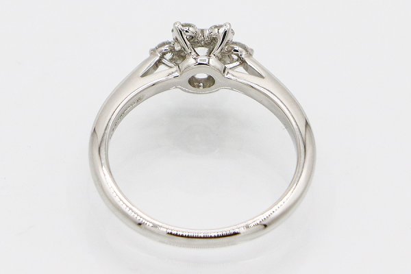 ティファニー　PT950 バターカップ ダイアイリリング 4.00g　内側