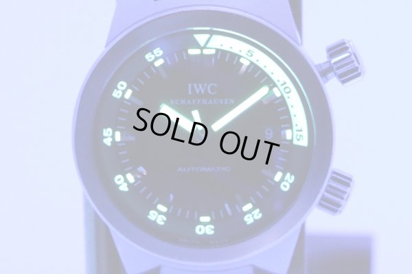 ＩＷＣ　アクアタイマー　ＩＷ３５４８０５　黒文字盤　２ツリューズ　ライト