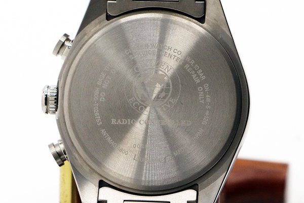 シチズン　アテッサ　ディアコレクション　ＡＴ８１８１－７１Ｌ　紺文字盤　裏面拡大