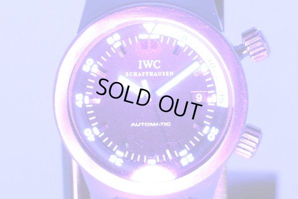 ＩＷＣ　アクアタイマー　ＩＷ３５４８０５　黒文字盤　２ツリューズ　ライト