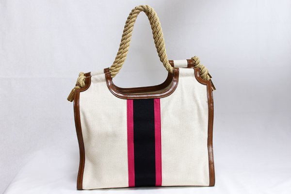 マルニ　ロープハンドルバック BMMP0024U4 ベージュ　裏面