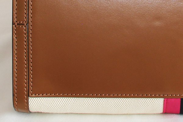 マルニ　ロープハンドルバック BMMP0024U4 ベージュ　底拡大