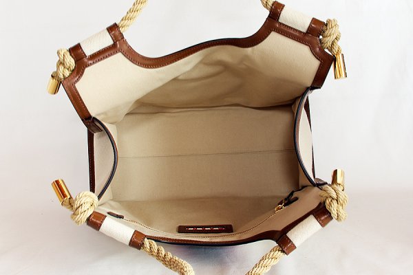 マルニ　ロープハンドルバック BMMP0024U4 ベージュ　中身