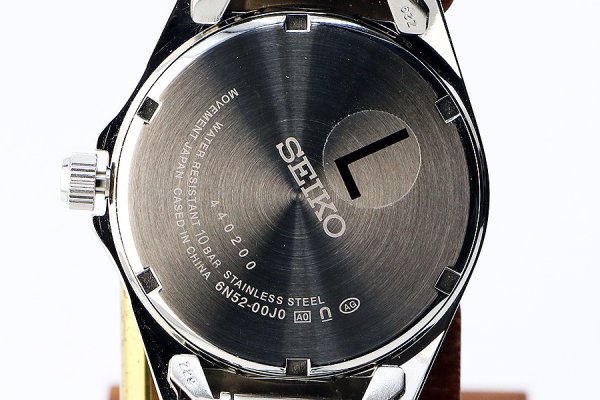 セイコー　コレクション　ＳＢＴＨ００１　銀文字盤　裏面拡大