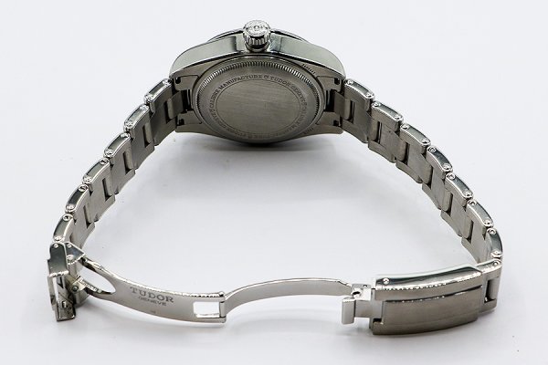 チューダー　ブラックベイプロ　ＧＭＴ　７９４７０　黒文字盤　ブレス