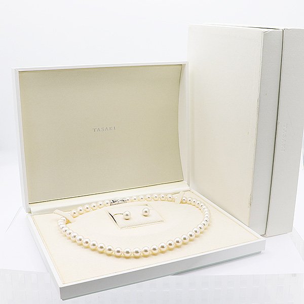 タサキ　SV パールネックレス / K18WGイヤリング セット 8.0-8.5mm　箱