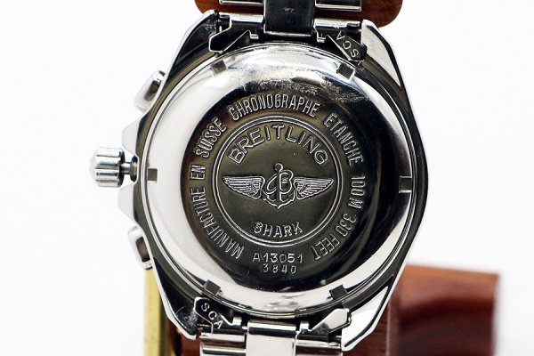 ブライトリング　クロノシャーク　Ａ１３０６１　黒文字盤　銀インダイアル　裏面拡大