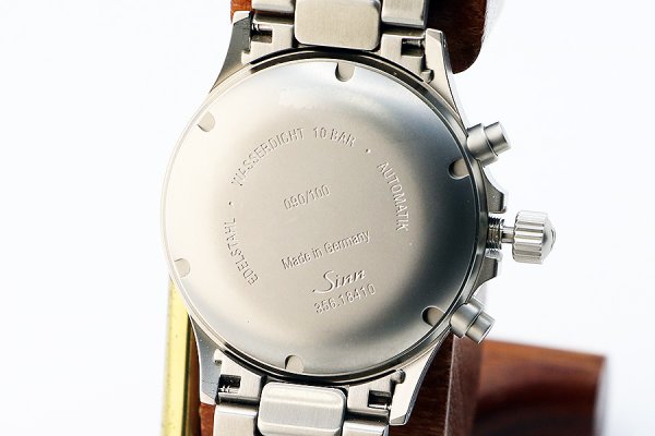 ジン　３５６　ユーロフリーガーIII　黒文字盤　黄色針　裏面拡大