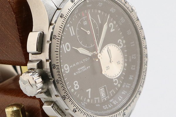 ハミルトン　カーキＥＴＯ　クロノグラフ　Ｈ７７６１２１　黒文字盤　サイド拡大