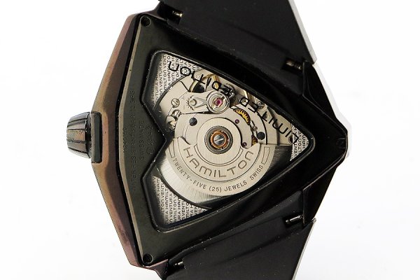 ハミルトン　ベンチュラＸＸＬ　Ｈ２４６１５０　黒文字盤　裏面拡大