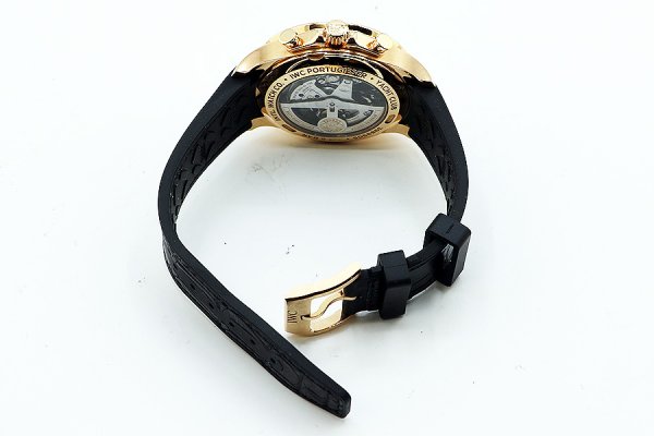 ＩＷＣ　ポルトギーゼ　ヨットクラブ　ＩＷ３９０５０１　銀文字盤　ラバーベルト