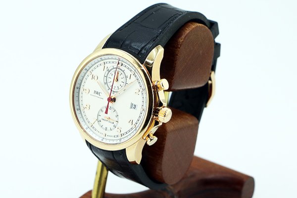 ＩＷＣ　ポルトギーゼ　ヨットクラブ　ＩＷ３９０５０１　銀文字盤　サイド