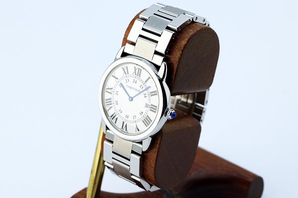 カルティエ　ロンドソロＬＭ　Ｗ６７０１００５　銀文字盤　サイド