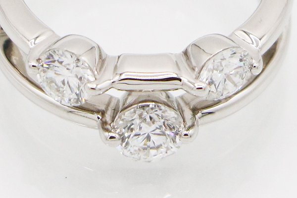 PT900 ダイアイリリング 1.00ct 7.60g　拡大