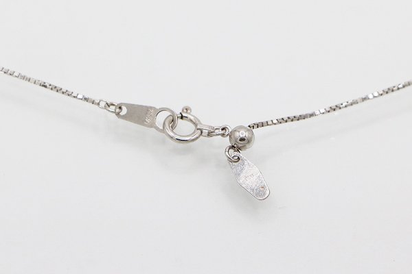 K18WG ダイアイリペンダントネックレス　0.23ct 2.80g　留め具