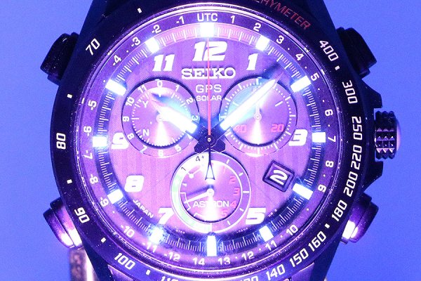 セイコー　アストロン ＳＢＸＢ０３７ 黒文字盤 ジウジアロー２１０５年限定　ライト