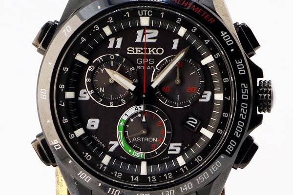 セイコー　アストロン ＳＢＸＢ０３７ 黒文字盤 ジウジアロー２１０５年限定　表面拡大
