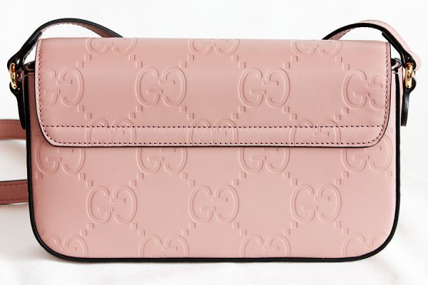 グッチ　GGスーパーミニ ショルダーバック 772794 525040 ピンク　裏面