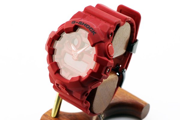 カシオ　Ｇショック　ＧＡ－７３５Ｃ－４ＡＪＲ　レッドアウト　３５周年限定　サイド