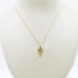 ヴァーゴ Vago　K18 アイボリータワー クロス ダイアイリペンダントネックレス 0.11ct 3.50g　装着イメージ
