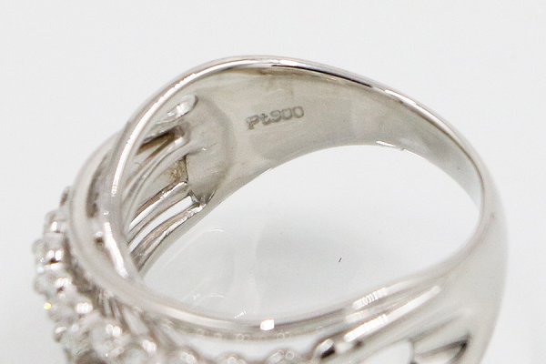 PT900 ダイアイリリング 0.70ct 12.10g　刻印