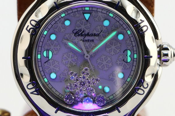 ショパール　ハッピースポーツ　２７／８９４９　スノーフレーク限定　白雪結晶文字盤　ライト