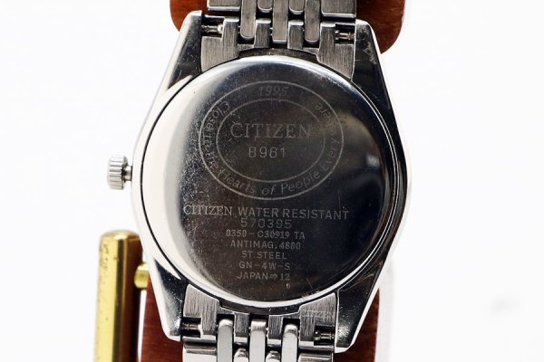 シチズン　Ｔｈｅシチズン　０３５０－Ｃ３０９１９　白文字盤　２００８年限定　裏面拡大
