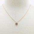 ダミアーニ　750YG マルゲリータ ダイアイリペンダントネックレス 8mm 3.30g　装着イメージ