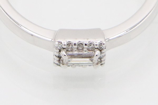 ヴァンドーム　K18WGダイアイリリング 0.10ct 2.60g　拡大