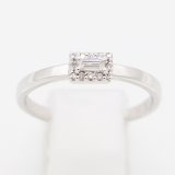 ヴァンドーム　K18WGダイアイリリング 0.10ct 2.60g