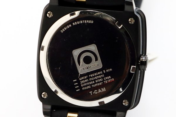 タックス　Ｔ－ＣＡＭ　ＴＳ１２０２　黒文字盤　裏面拡大