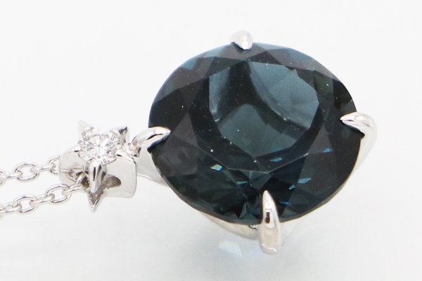 スタージュエリー K18WG ブルートパーズダイアイリペンダントネックレス 0.03ct 4.00g　拡大