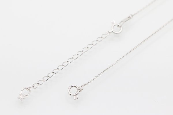 スタージュエリー K18WG ブルートパーズダイアイリペンダントネックレス 0.03ct 4.00g　留め具外したイメージ