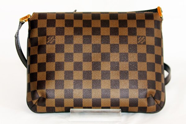 ルイ・ヴィトン　ミュゼット タンゴ N51301　裏面