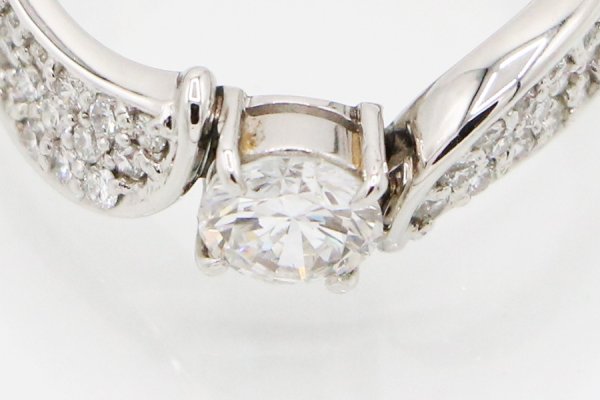 PT900 ダイアイリリング 0.567ct 0.40ct 6.60g　拡大